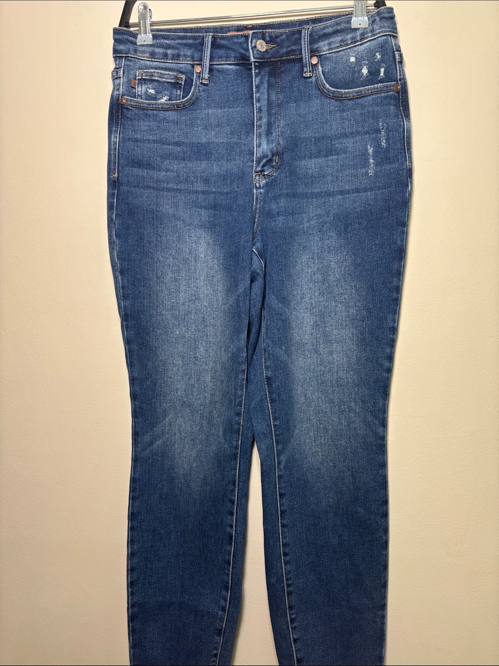 Judy Blue Medium Wash High-Rise Skinny Jeans